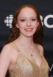 Amybeth McNulty