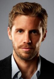 Matt Barr